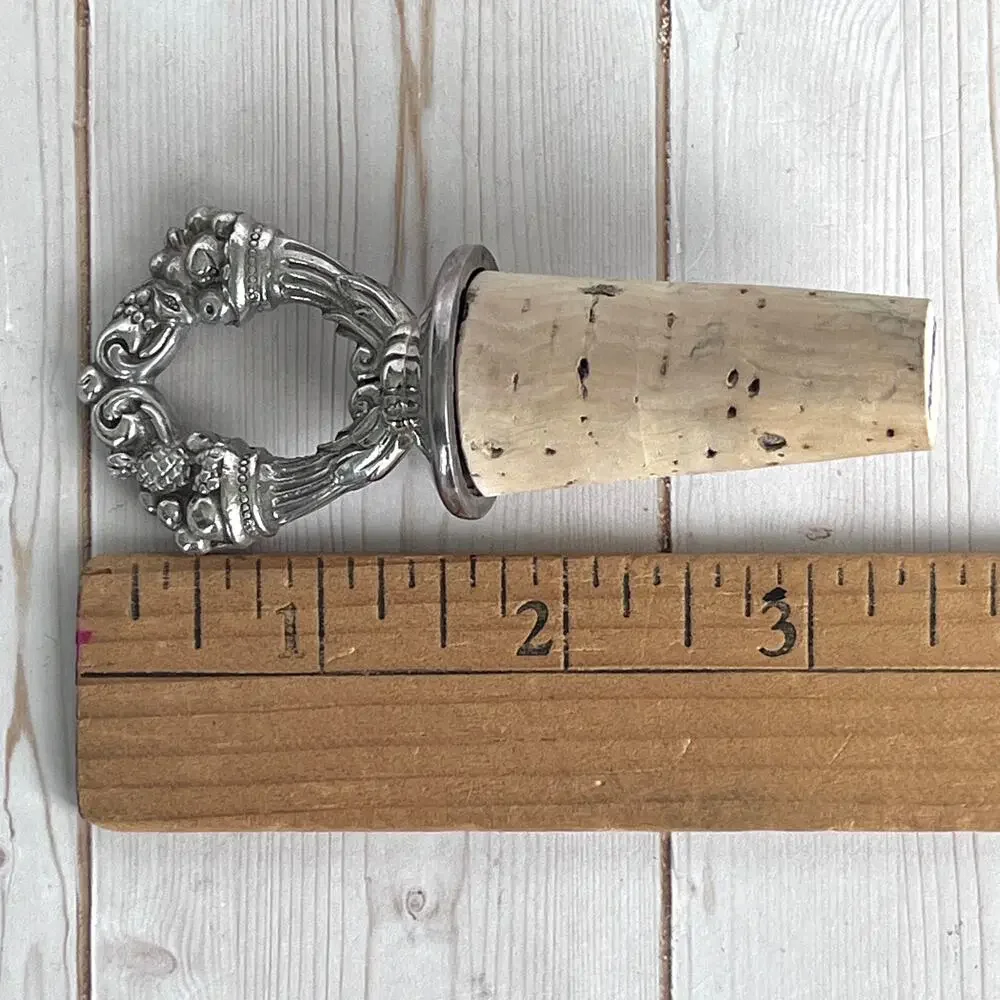 Vintage Reed & Barton Silver Plate Decanter Bottle Stopper 1624 King Francis